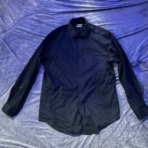 Men’s Van Heusen Large black dress shirt